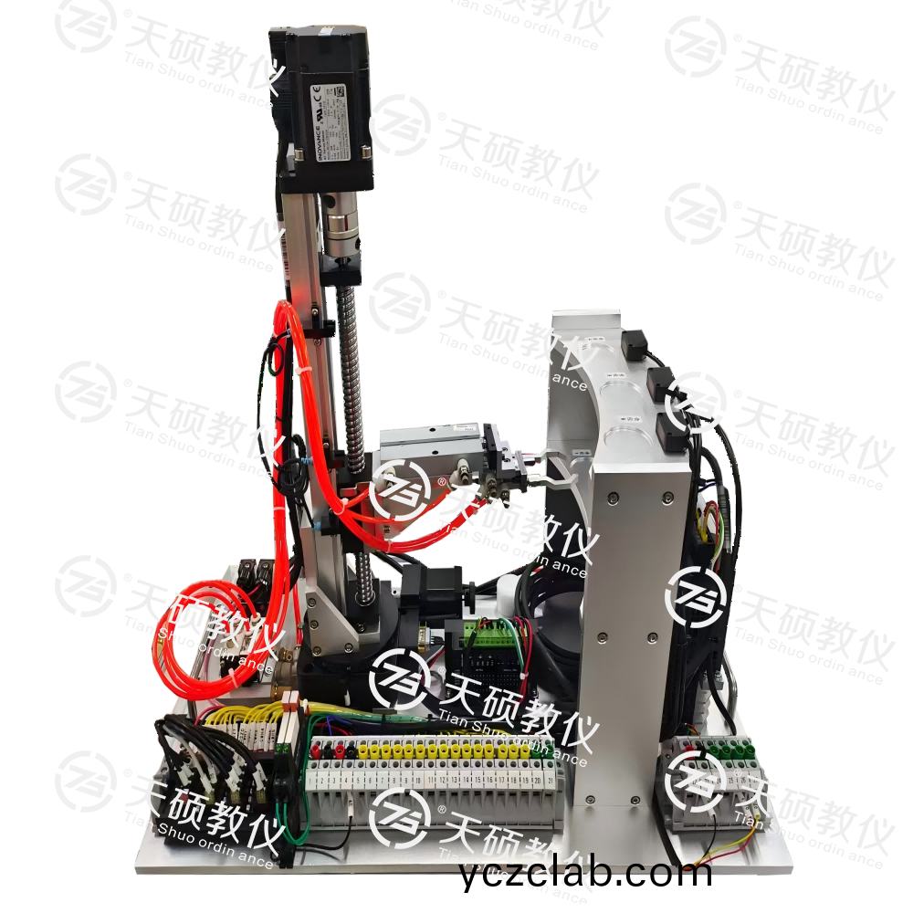 成(cheng)品倉庫(ku)