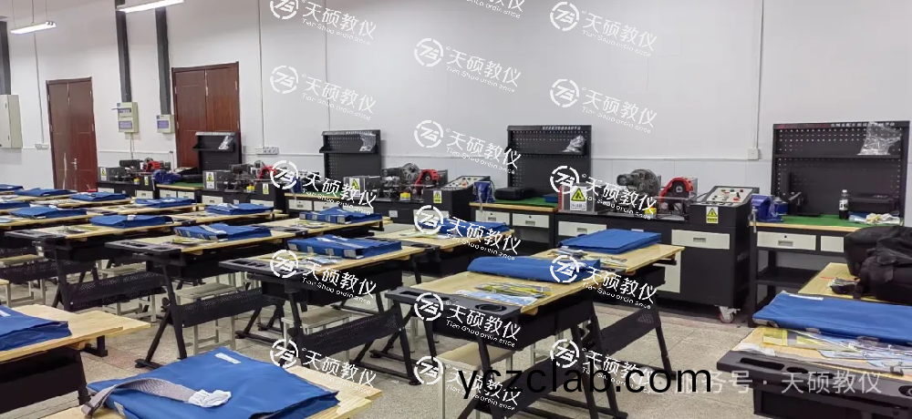 機械裝(zhuang)配(pei)技(ji)術(shu)、機(ji)械製圖實(shi)訓室(shi)